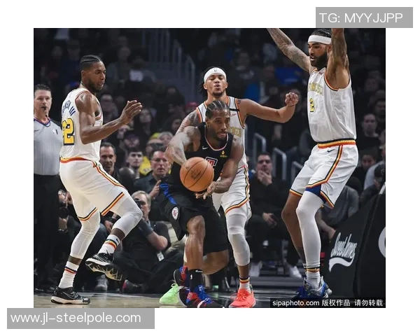 勇士与快船激战回顾2017年10月31日精彩录像分析与赛后点评